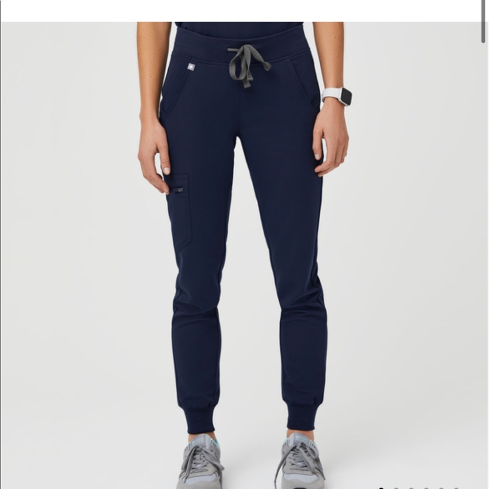 New Figs Zamora joggers XS